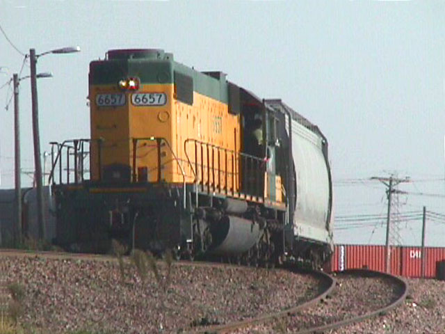98926m28.jpg