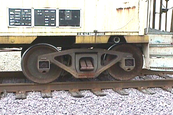 98b02o03.jpg