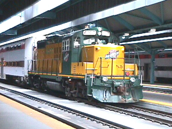 98b04017.jpg