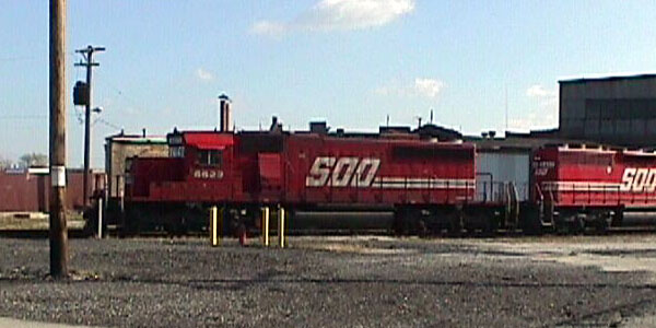 98b11012.jpg