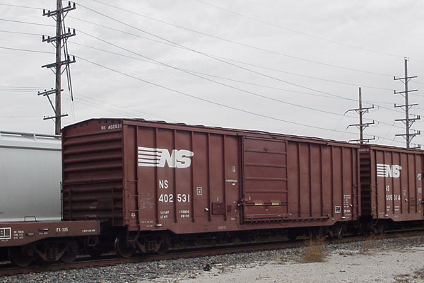 99a01720.jpg