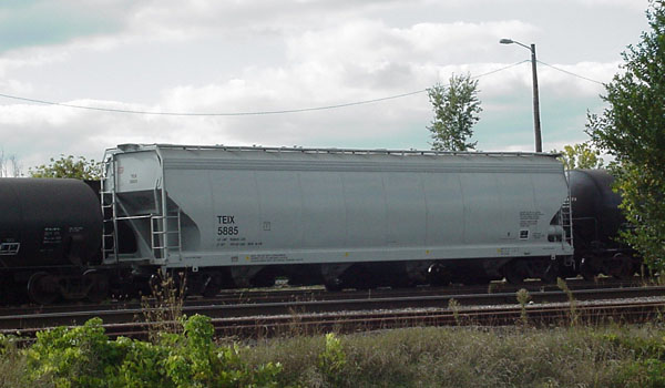 99a04022.jpg