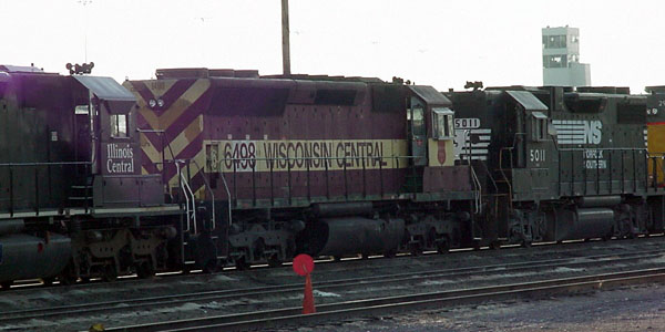 99a12385.jpg