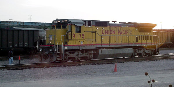 99a12498.jpg