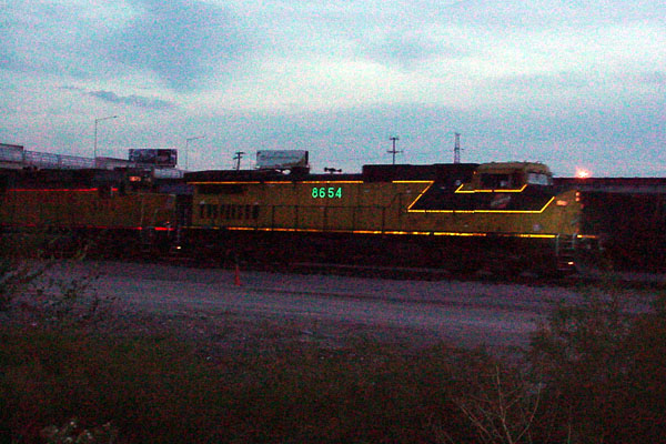 99a12546.jpg